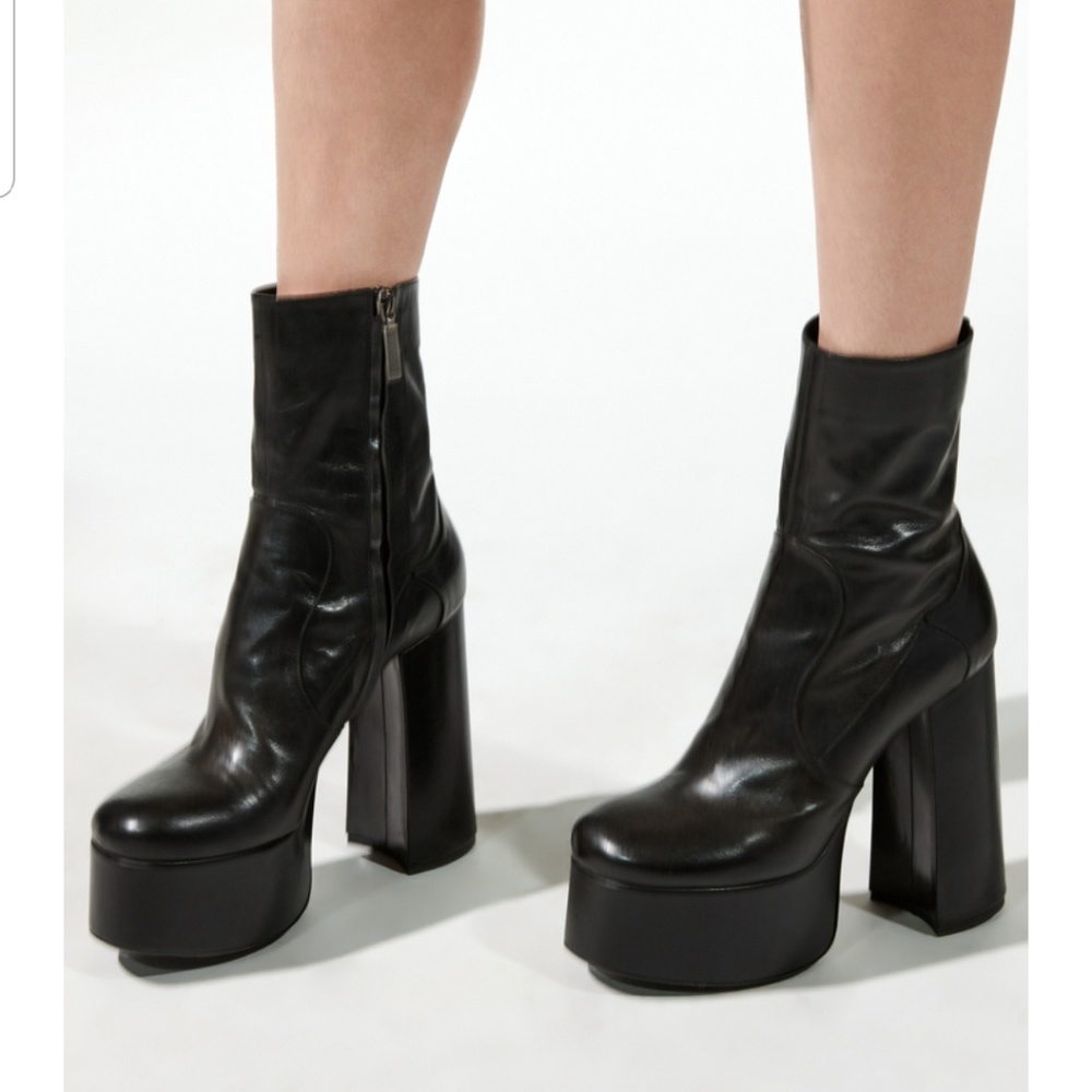 🎉HP🎉Saint Laurent Billy Leather  Ankle Boot - Picture 6 of 7